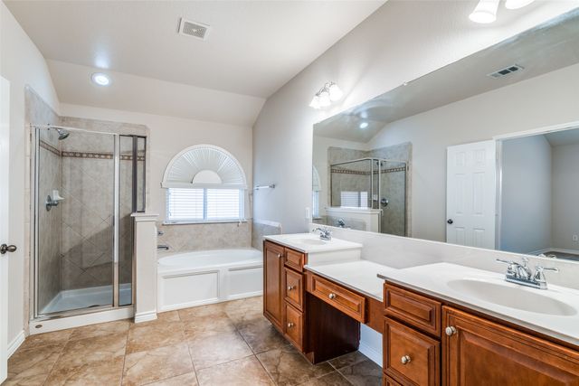 5813 Stone Mountain Road, The Colony, TX 75056
