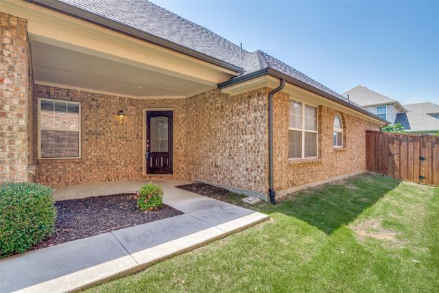 5813 Stone Mountain Road, The Colony, TX 75056