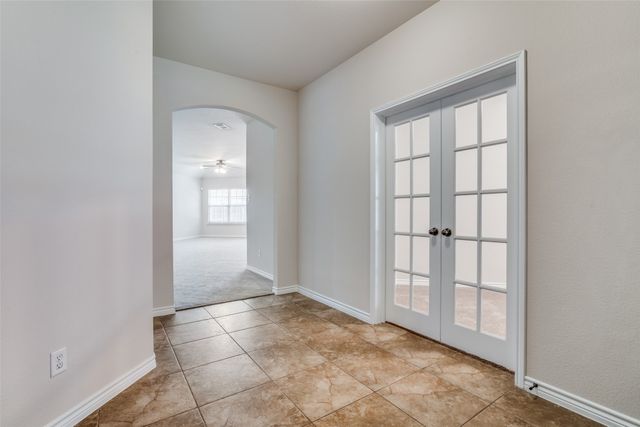 5813 Stone Mountain Road, The Colony, TX 75056