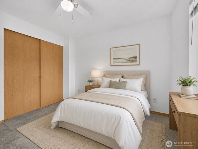 3925 152nd Pl SE, Bothell, WA 98012