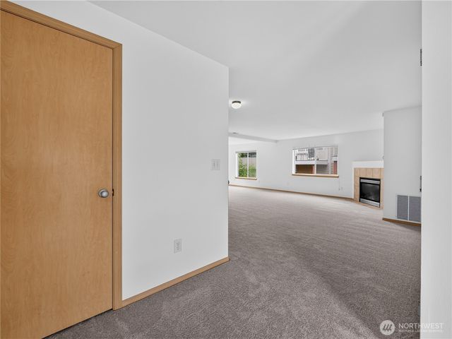 3925 152nd Pl SE, Bothell, WA 98012