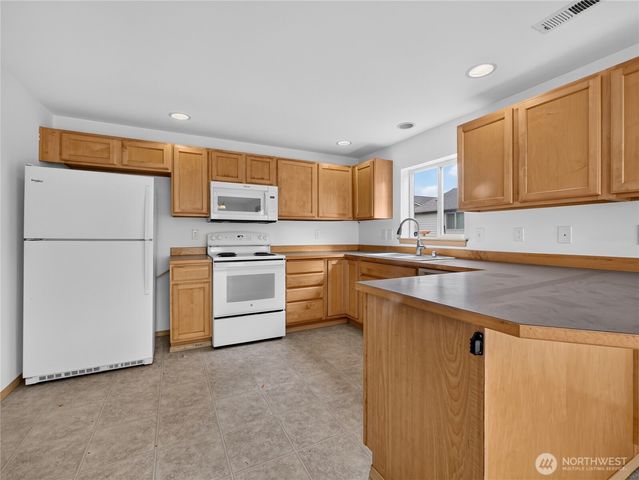 3925 152nd Pl SE, Bothell, WA 98012