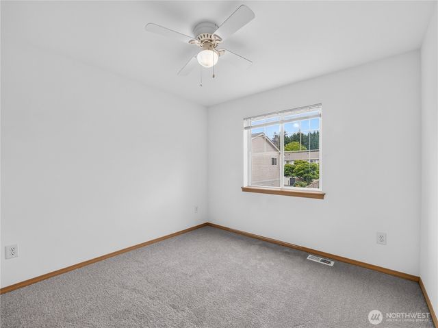3925 152nd Pl SE, Bothell, WA 98012