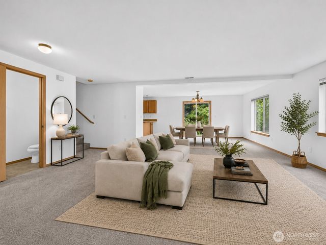 3925 152nd Pl SE, Bothell, WA 98012