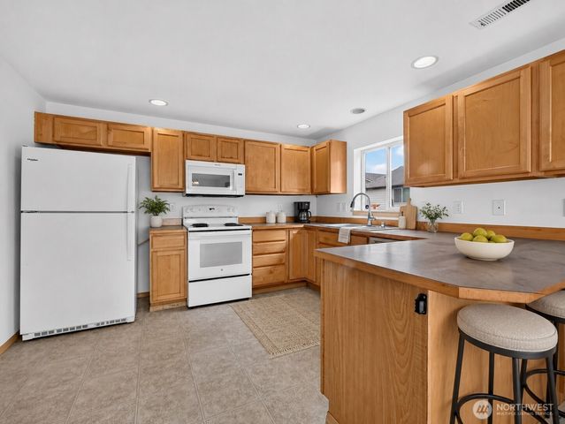 3925 152nd Pl SE, Bothell, WA 98012