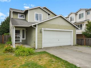 3925 152nd Pl SE, Bothell, WA 98012