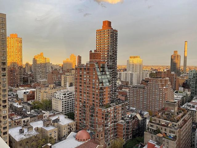 343 E 74TH Street 34PHD, New York City, NY 10021