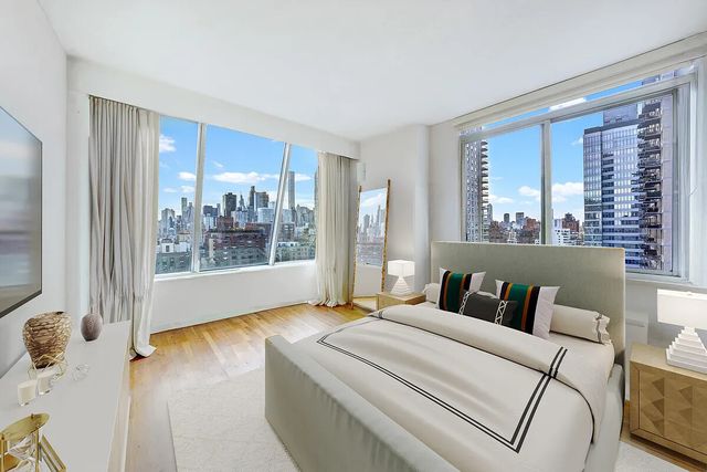 343 E 74TH Street 34PHD, New York City, NY 10021