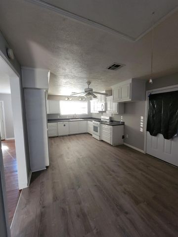 13310 13th Street, Splendora, TX 77372