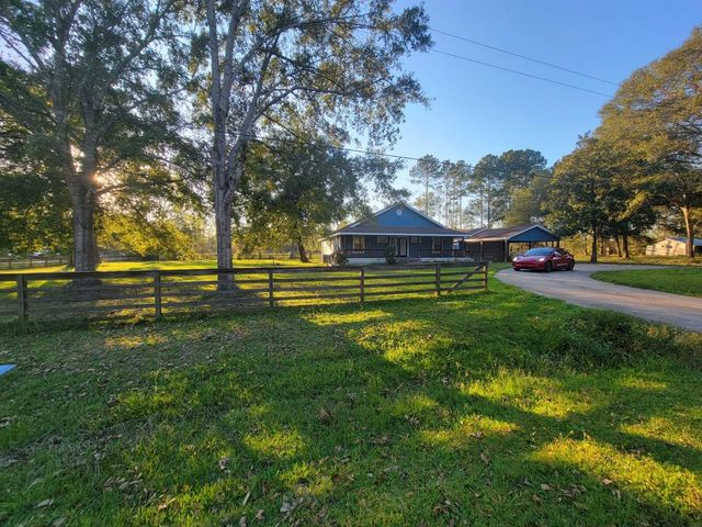13310 13th Street, Splendora, TX 77372