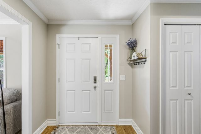 4322 W LOMBARD Street, Davenport, IA 52804