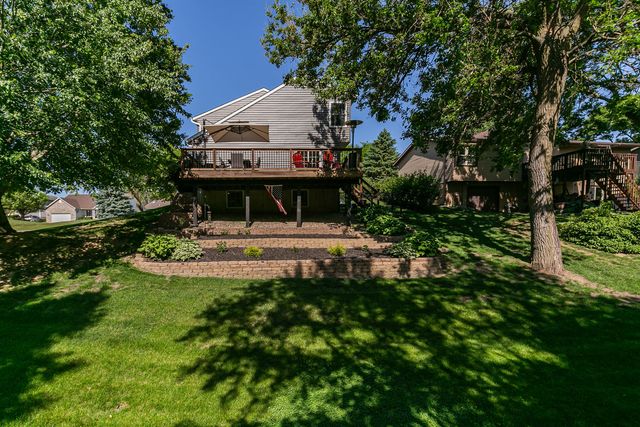 4322 W LOMBARD Street, Davenport, IA 52804