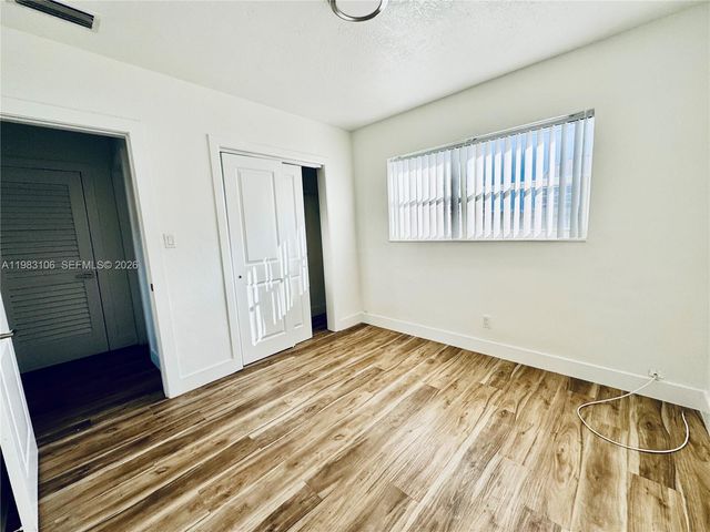 609 NW 2nd Ave 1, Hallandale Beach, FL 33009