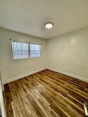 609 NW 2nd Ave 1, Hallandale Beach, FL 33009