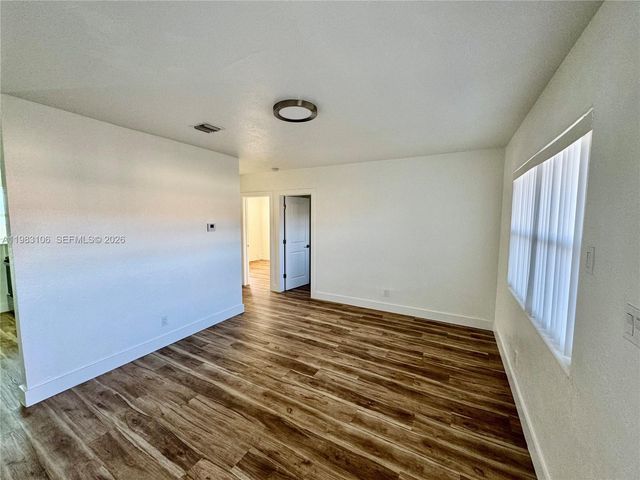 609 NW 2nd Ave 1, Hallandale Beach, FL 33009