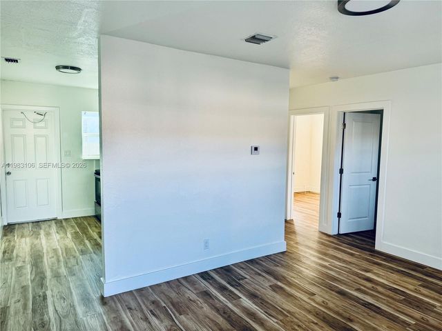 609 NW 2nd Ave 1, Hallandale Beach, FL 33009