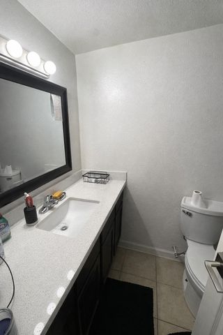 9090 S Braeswood Boulevard 48, Houston, TX 77074