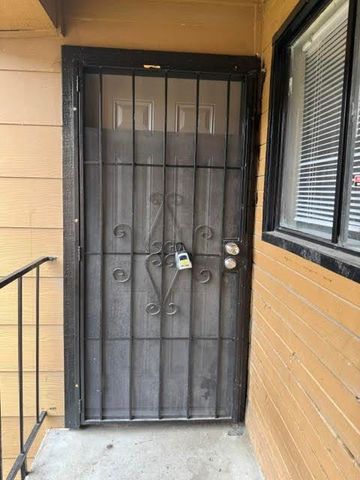 9090 S Braeswood Boulevard 48, Houston, TX 77074