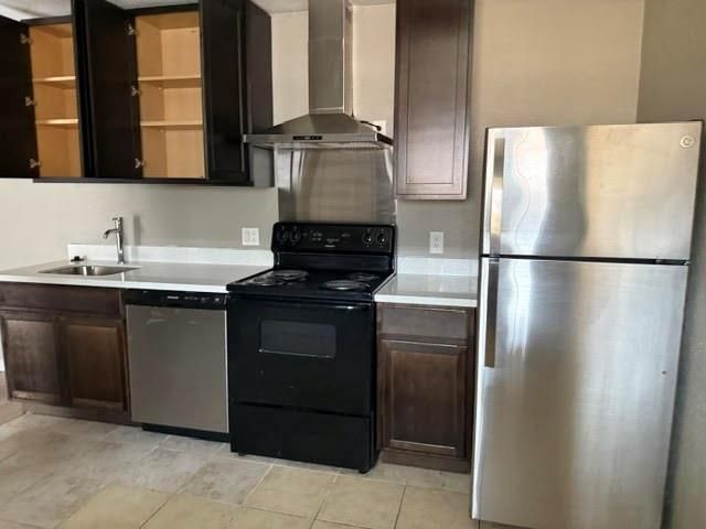 9090 S Braeswood Boulevard 48, Houston, TX 77074