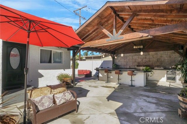 919 W 49th, Los Angeles, CA 90037