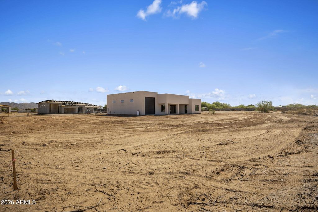 Image 38 of property listing at 22272 W ROY ROGERS Road, Wittmann, AZ 85361