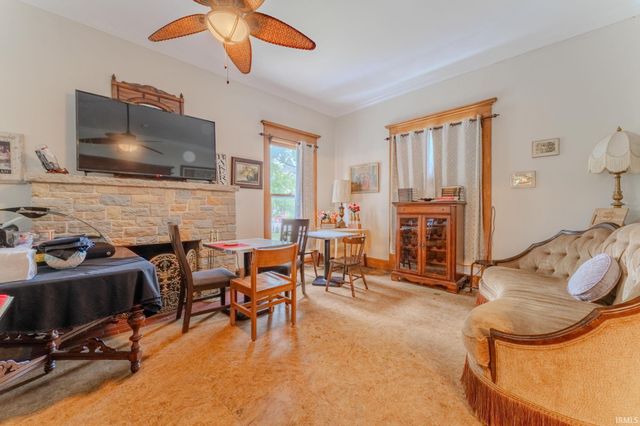 908 S Washington Street, Marion, IN 46953