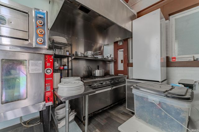 908 S Washington Street, Marion, IN 46953