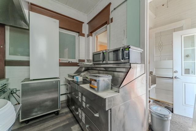 908 S Washington Street, Marion, IN 46953