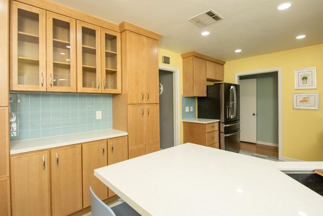 421 Bonita Ave, Modesto, CA 95354