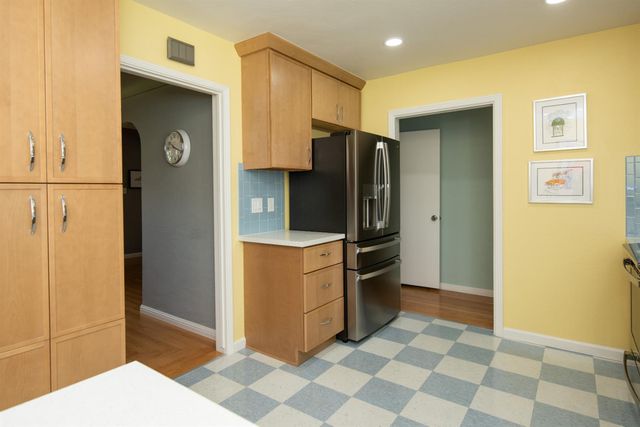 421 Bonita Ave, Modesto, CA 95354