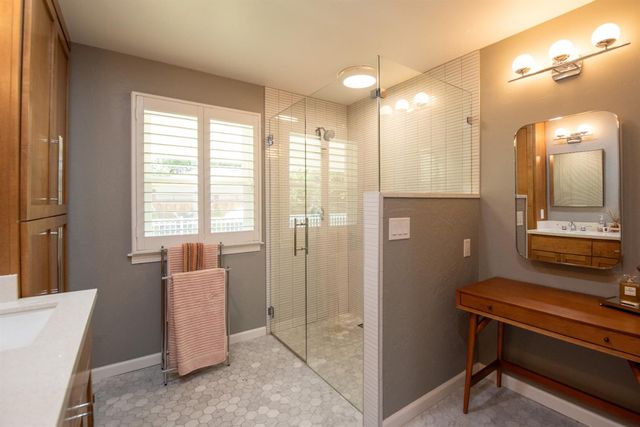 421 Bonita Ave, Modesto, CA 95354