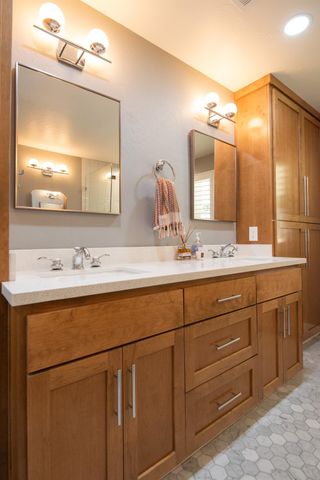 421 Bonita Ave, Modesto, CA 95354