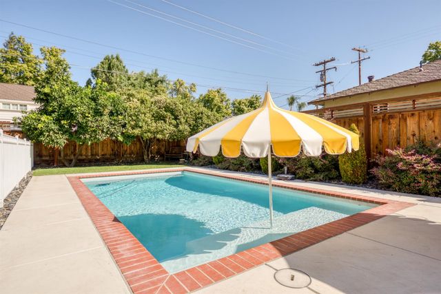 421 Bonita Ave, Modesto, CA 95354