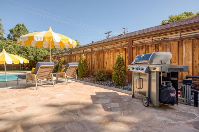 421 Bonita Ave, Modesto, CA 95354