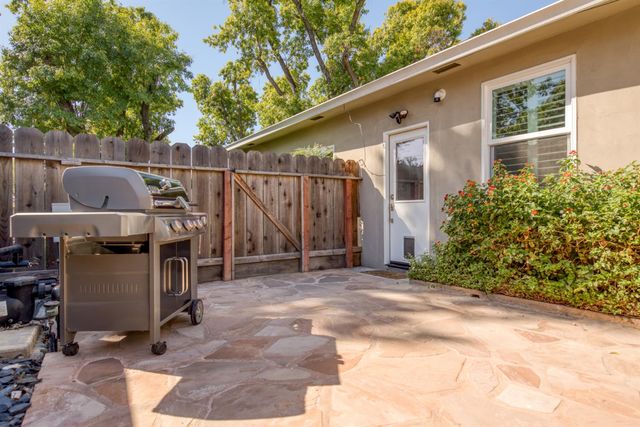 421 Bonita Ave, Modesto, CA 95354