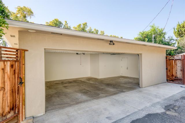 421 Bonita Ave, Modesto, CA 95354