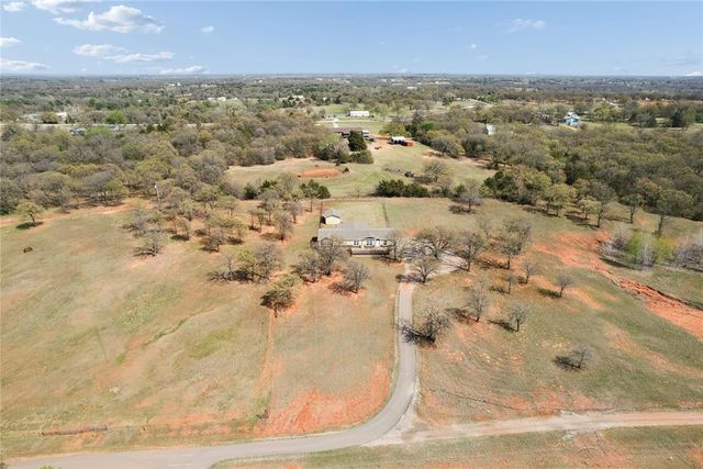 10170 E Post Oak Road, Noble, OK 73068
