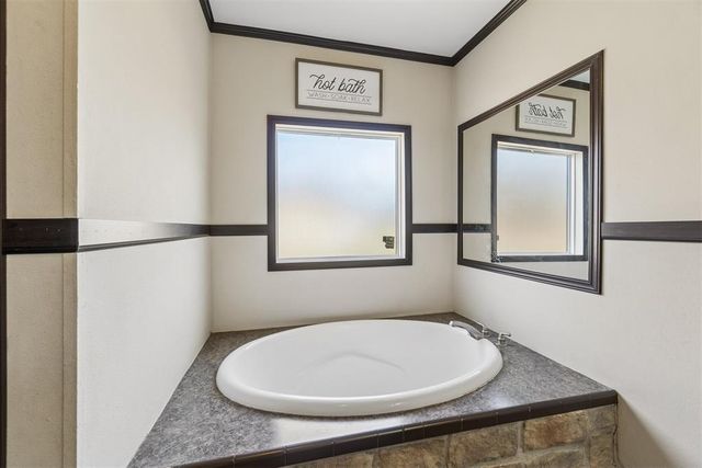 10170 E Post Oak Road, Noble, OK 73068