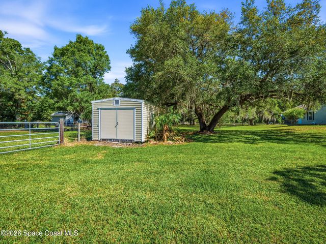 479 Maytown Road, Oak Hill, FL 32759