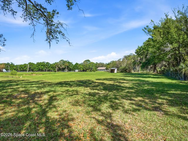 479 Maytown Road, Oak Hill, FL 32759