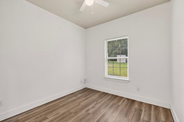 110 Ross Street, Sulphur Springs, TX 75482