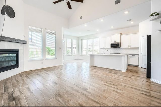 14624 Pablina Lane, Fort Worth, TX 76052