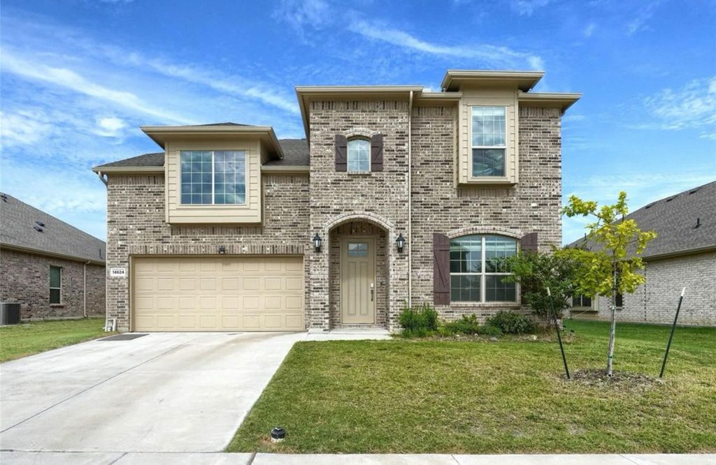 14624 Pablina Lane, Fort Worth, TX 76052
