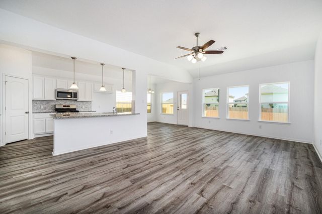11025 Ondrea Drive, Willis, TX 77318