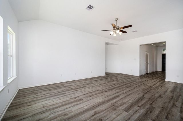 11025 Ondrea Drive, Willis, TX 77318