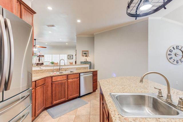 12503 Hartford Avenue, Lubbock, TX 79423