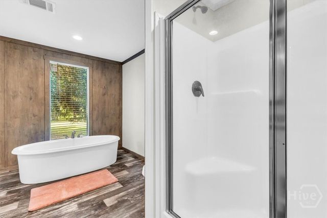 523 White Road SE, Ludowici, GA 31316