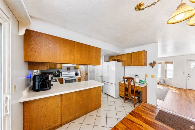 9990 ALBURY RD, Sandy, UT 84092