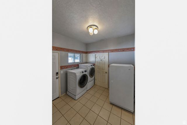 9990 ALBURY RD, Sandy, UT 84092