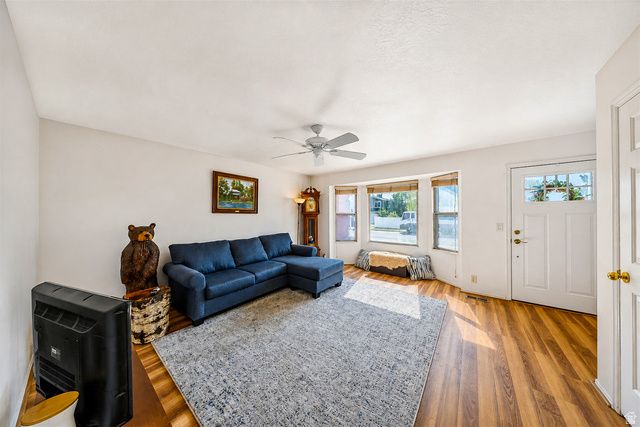 9990 ALBURY RD, Sandy, UT 84092